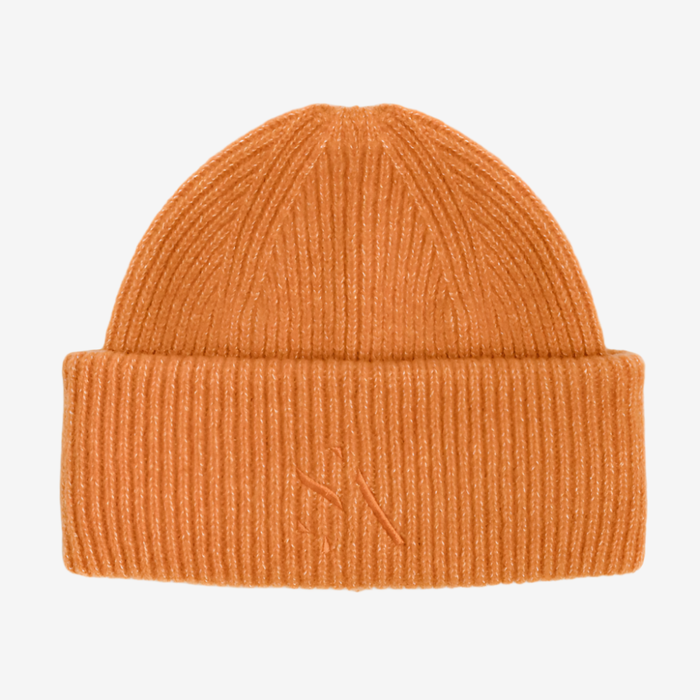 Orange ribstrikket hue – Signe Beanie fra SUI AVA