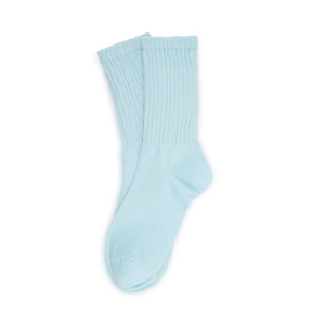 Lyseblå Magda Socks – ribstrikkede bomuldsstrømper i cool blå farve