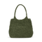 Daize Bag i matcha – elegant flettet taske med rummeligt design og holdbare materialer.