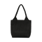 SUI AVA Tote Bag – elegant totebag med et tidløst design, ideel til at kombinere funktionalitet og stil i hverdagen.