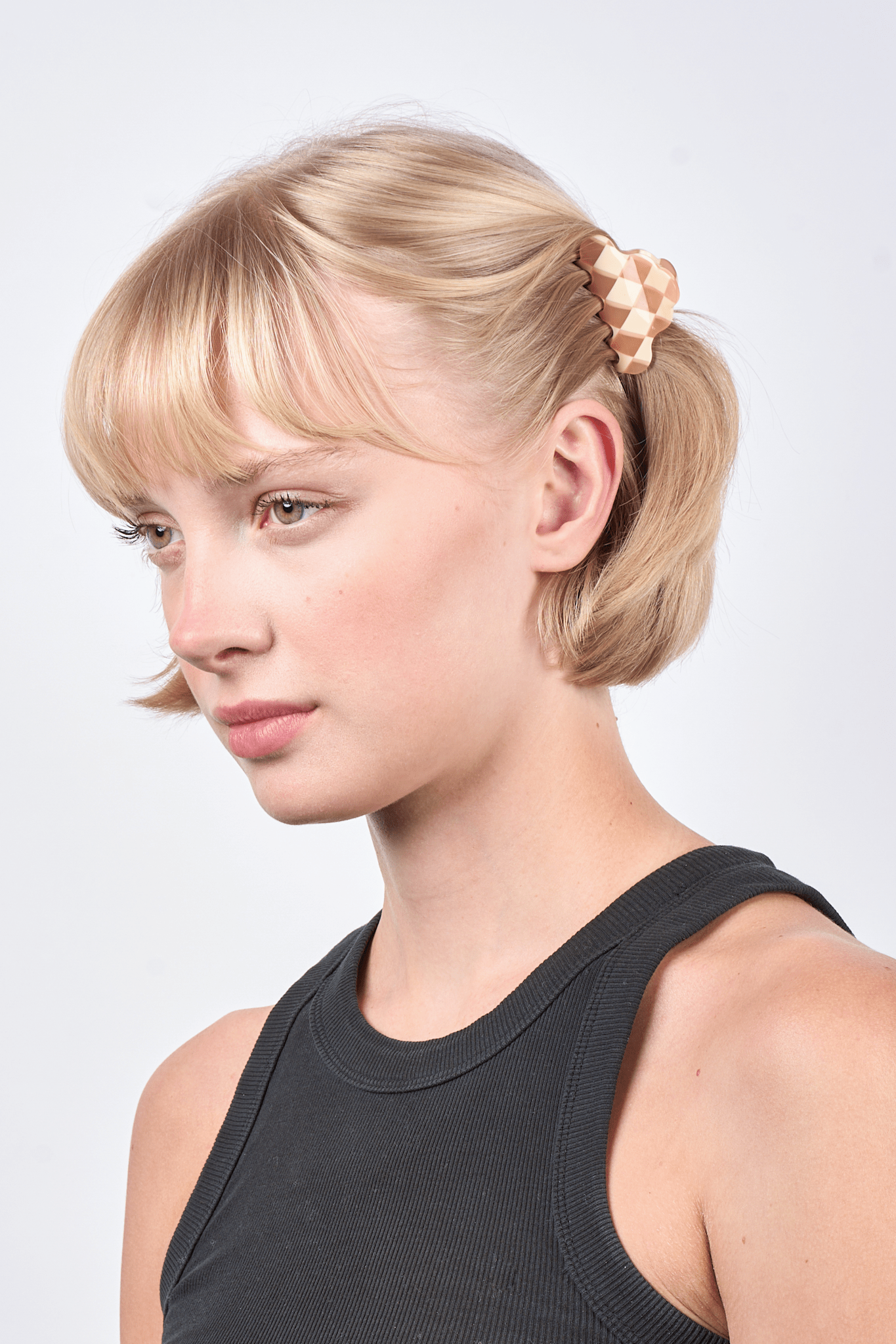 Lene Checkered Mini - Checkered hair claw in a beautiful design