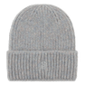 SUI AVA Brenda Beanie – gråmeleret strikhue i blød, ribbet kvalitet.