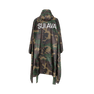 Camou Rain Poncho i camou – let og vandafvisende regnponcho med camouflagemønster. Perfekt til at holde dig tør med stil.
