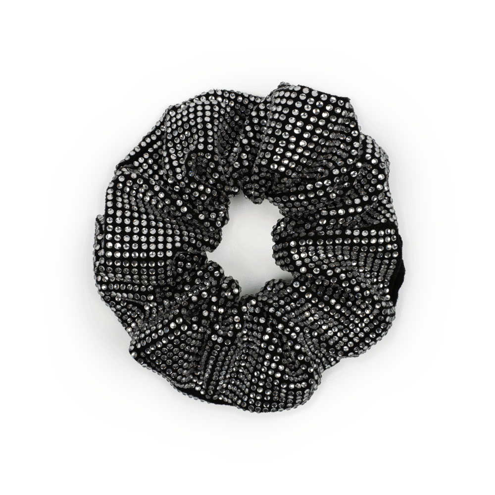 Kelly Crystal Scrunchie i Black Diamond – Sort scrunchie med skinnende krystaller.